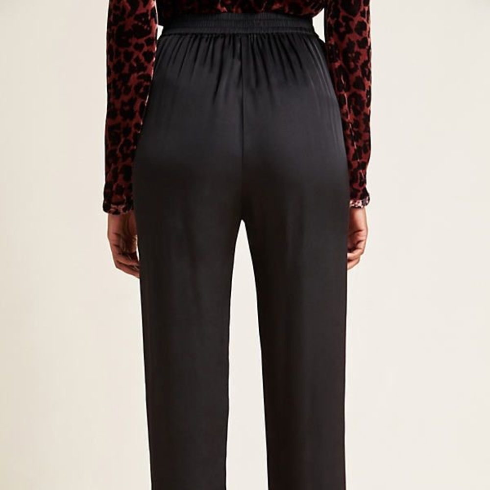 Velvet by Graham and Spencer satin pants S NWOT